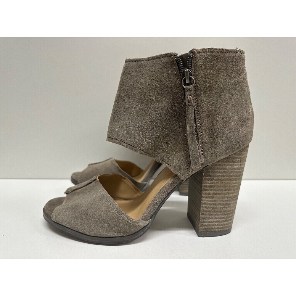 KDB Kelsi Dagger Brooklyn size 10 M taupe suede open toe zip sandal heel booties